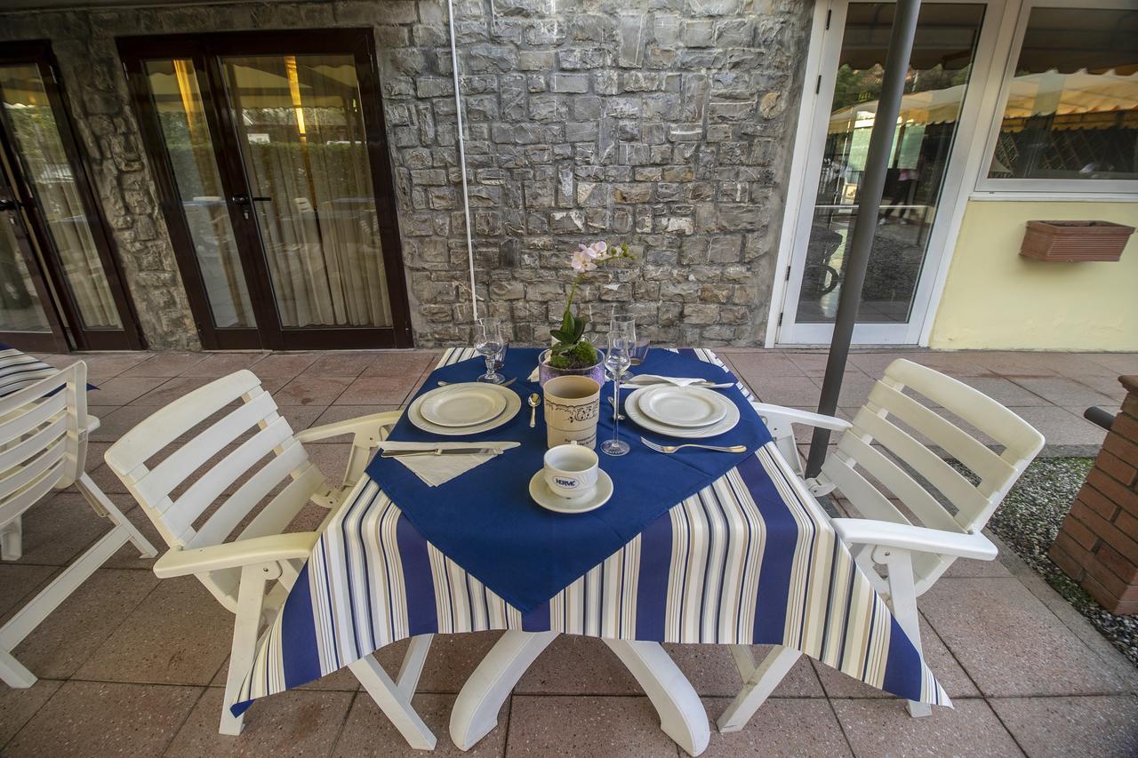 Hotel Herve Marina di Massa Zewnętrze zdjęcie