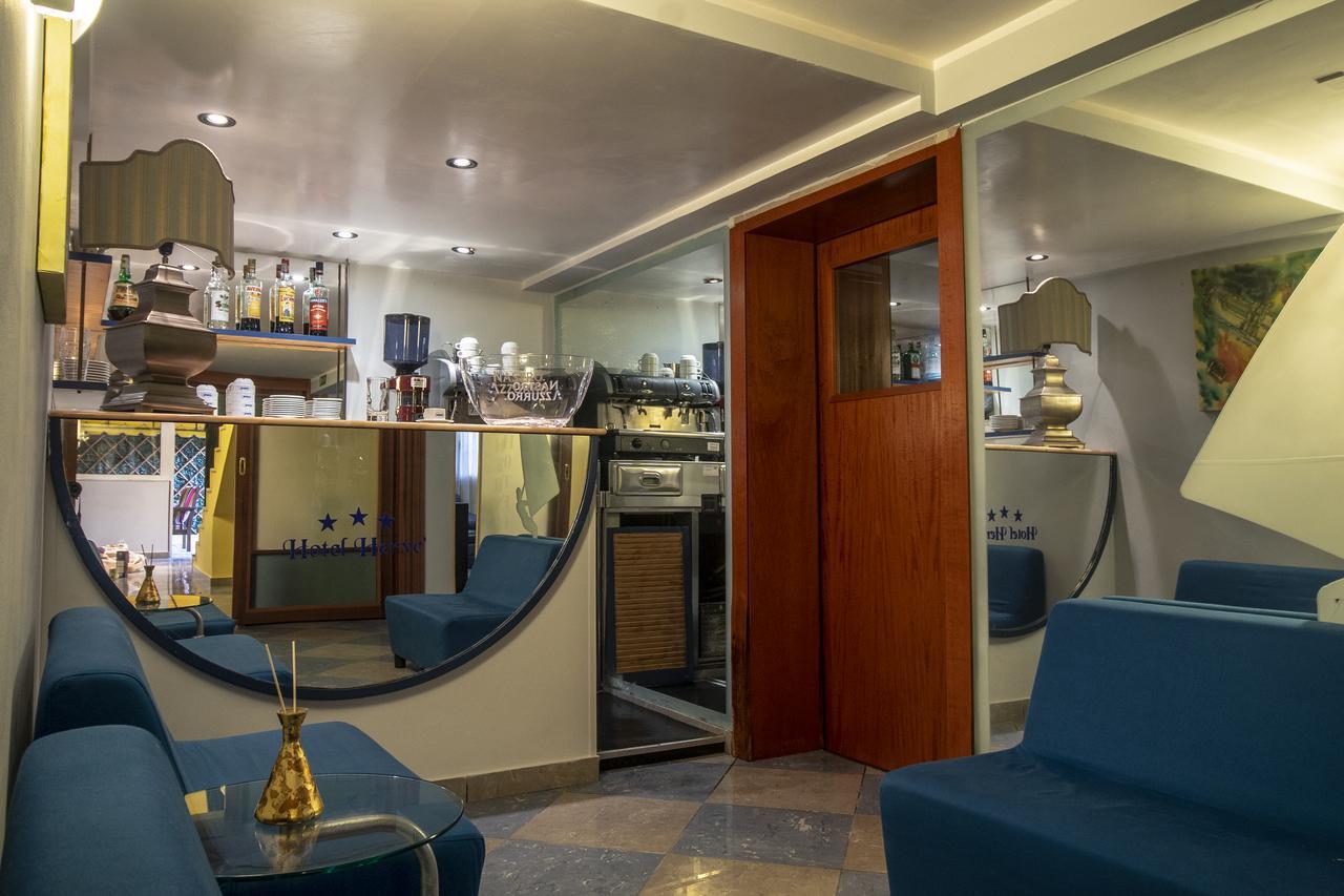 Hotel Herve Marina di Massa Zewnętrze zdjęcie